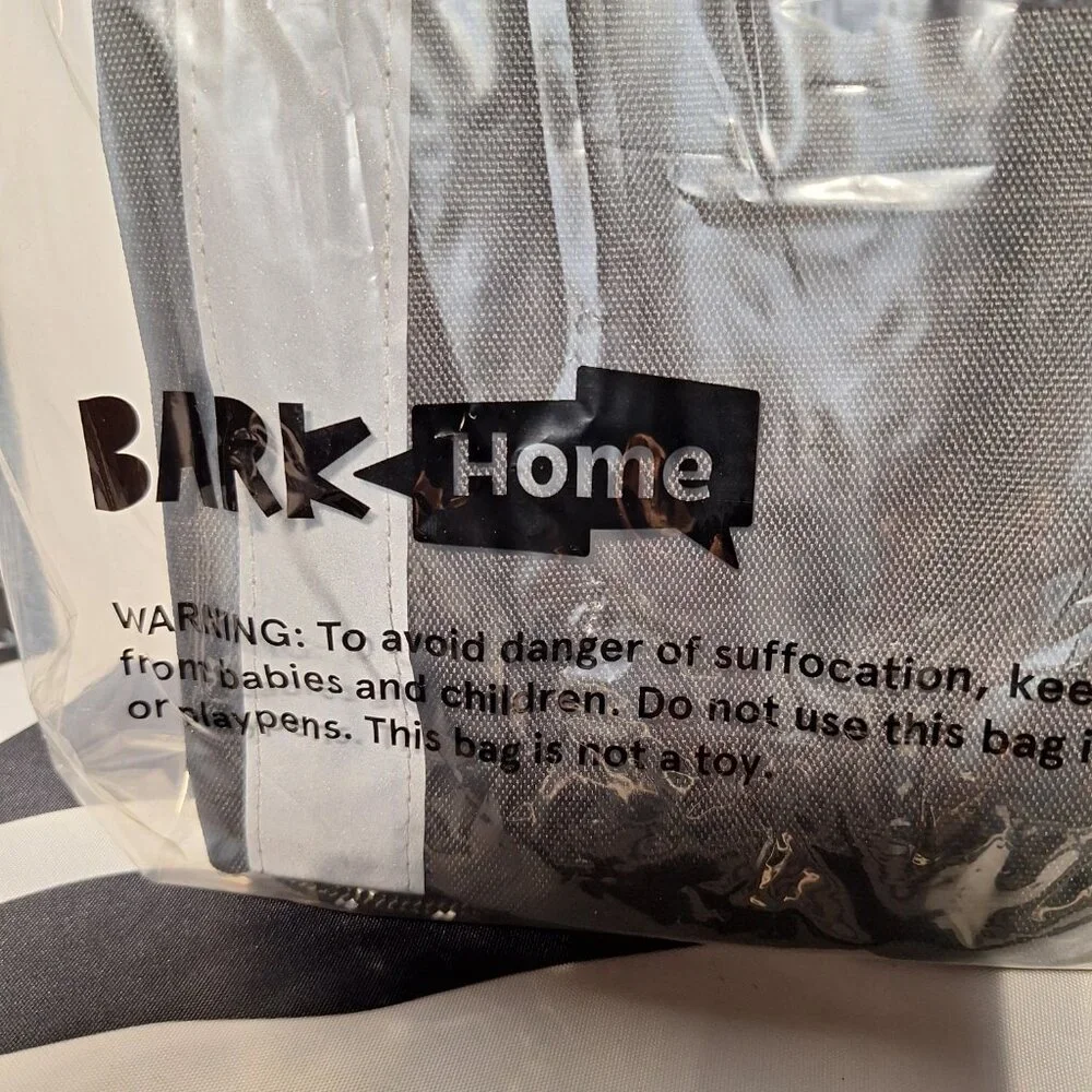 NWT Bark Reflective Drawstring Backpack